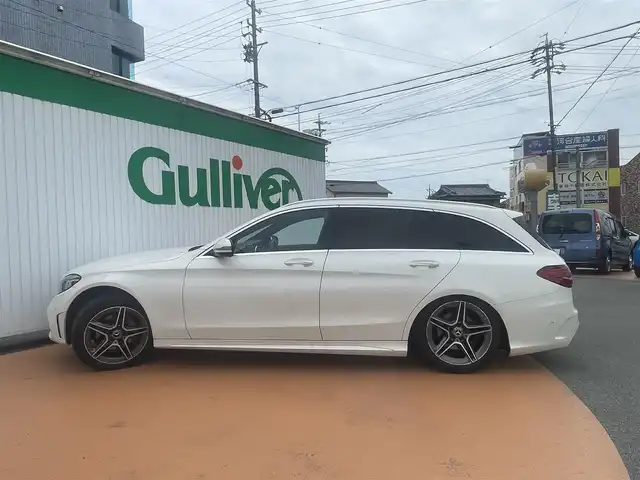 メルセデス・ベンツ Ｃ２２０ｄ ワゴン アバンギャルド 三重県 2019(平31)年 9.7万km パール 純正メーカーナビ/フルセグテレビ/アップルCarPlay（USB接続）/バックカメラ/E-9AT/レーダーセーフティパッケージ/パワーバックドア/LEDインテリジェントライトシステム（オートライト/オートハイビーム）/プライバシーガラス/レザーARTICOダッシュボード/レザーARTICOスポーツシート/パワーシート（運転席/助手席）/シートヒーター（運転席/助手席）/キーレスゴー/プッシュスタート