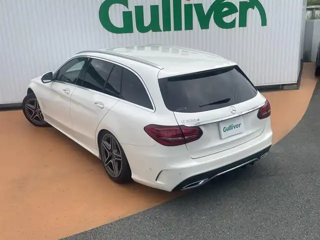 メルセデス・ベンツ Ｃ２２０ｄ ワゴン アバンギャルド 三重県 2019(平31)年 9.7万km パール 純正メーカーナビ/フルセグテレビ/アップルCarPlay（USB接続）/バックカメラ/E-9AT/レーダーセーフティパッケージ/パワーバックドア/LEDインテリジェントライトシステム（オートライト/オートハイビーム）/プライバシーガラス/レザーARTICOダッシュボード/レザーARTICOスポーツシート/パワーシート（運転席/助手席）/シートヒーター（運転席/助手席）/キーレスゴー/プッシュスタート