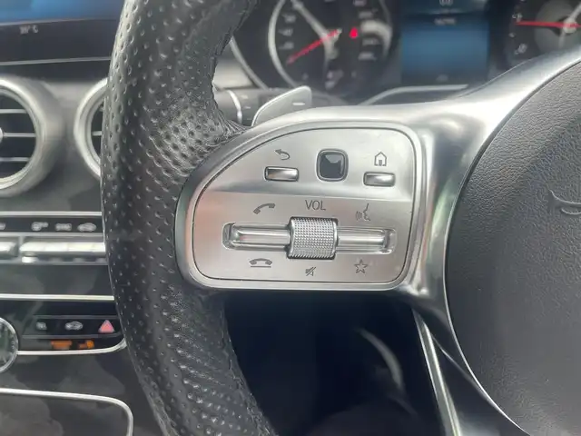 メルセデス・ベンツ Ｃ２２０ｄ ワゴン アバンギャルド 三重県 2019(平31)年 9.7万km パール 純正メーカーナビ/フルセグテレビ/アップルCarPlay（USB接続）/バックカメラ/E-9AT/レーダーセーフティパッケージ/パワーバックドア/LEDインテリジェントライトシステム（オートライト/オートハイビーム）/プライバシーガラス/レザーARTICOダッシュボード/レザーARTICOスポーツシート/パワーシート（運転席/助手席）/シートヒーター（運転席/助手席）/キーレスゴー/プッシュスタート