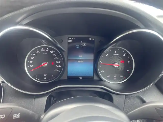 メルセデス・ベンツ Ｃ２２０ｄ ワゴン アバンギャルド 三重県 2019(平31)年 9.7万km パール 純正メーカーナビ/フルセグテレビ/アップルCarPlay（USB接続）/バックカメラ/E-9AT/レーダーセーフティパッケージ/パワーバックドア/LEDインテリジェントライトシステム（オートライト/オートハイビーム）/プライバシーガラス/レザーARTICOダッシュボード/レザーARTICOスポーツシート/パワーシート（運転席/助手席）/シートヒーター（運転席/助手席）/キーレスゴー/プッシュスタート