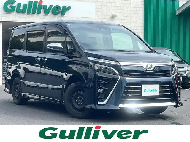 トヨタ ヴォクシー ZS 煌Ⅱ 島根県 2020(令2)年 4万km ブラッキッシュアゲハガラスフレーク 純正ＳＤナビ　/フルセグＴＶ　/ＤＶＤ再生　/Ｂｌｕｅｔｏｏｔｈ　/バックカメラ　/フリップダウンモニター　/ビルトインＥＴＣ　/クル－ズコントロール　/両側パワースライド　/レーンキープアシスト　/衝突軽減ブレーキ　/前後コーナーセンサー/オートハイビーム　/純正LEDライト