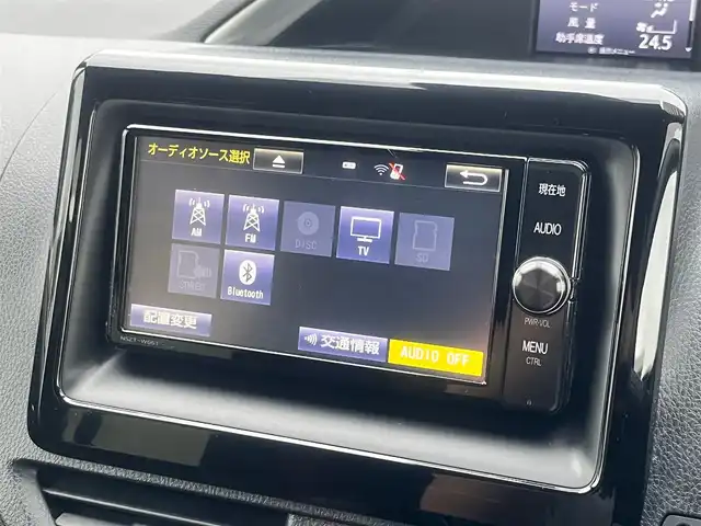 トヨタ ヴォクシー ZS 煌Ⅱ 島根県 2020(令2)年 4万km ブラッキッシュアゲハガラスフレーク 純正ＳＤナビ　/フルセグＴＶ　/ＤＶＤ再生　/Ｂｌｕｅｔｏｏｔｈ　/バックカメラ　/フリップダウンモニター　/ビルトインＥＴＣ　/クル－ズコントロール　/両側パワースライド　/レーンキープアシスト　/衝突軽減ブレーキ　/前後コーナーセンサー/オートハイビーム　/純正LEDライト/社外15インチアルミホイール