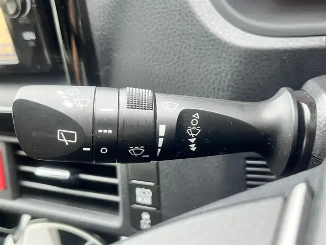 トヨタ ヴォクシー ZS 煌Ⅱ 島根県 2020(令2)年 4万km ブラッキッシュアゲハガラスフレーク 純正ＳＤナビ　/フルセグＴＶ　/ＤＶＤ再生　/Ｂｌｕｅｔｏｏｔｈ　/バックカメラ　/フリップダウンモニター　/ビルトインＥＴＣ　/クル－ズコントロール　/両側パワースライド　/レーンキープアシスト　/衝突軽減ブレーキ　/前後コーナーセンサー/オートハイビーム　/純正LEDライト/社外15インチアルミホイール