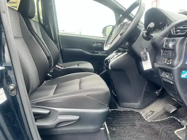 トヨタ ヴォクシー ZS 煌Ⅱ 島根県 2020(令2)年 4万km ブラッキッシュアゲハガラスフレーク 純正ＳＤナビ　/フルセグＴＶ　/ＤＶＤ再生　/Ｂｌｕｅｔｏｏｔｈ　/バックカメラ　/フリップダウンモニター　/ビルトインＥＴＣ　/クル－ズコントロール　/両側パワースライド　/レーンキープアシスト　/衝突軽減ブレーキ　/前後コーナーセンサー/オートハイビーム　/純正LEDライト/社外15インチアルミホイール