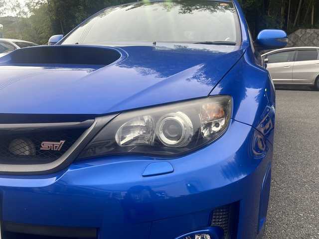 スバル インプレッサ ＷＲＸ 京都府 2012(平24)年 12.7万km WRブルーマイカ carrozzeriaナビ（AVIC-HRZ900））/・ワンセグTV/CD/DVD/BT Audio/ETC/社外デジタルインナーミラードラレコ/プッシュスタート/社外車高調/社外エアクリ/社外ステアリング（エアバック無）/社外テールランプ/運転席パワーシート/純正足回り車載/純正ステアリング車載/純正テールランプ車載/タイミングベルト交換済（記録簿有）/ウォーターポンプ交換済（記録簿有）/サーモスタット交換済（記録簿有）
