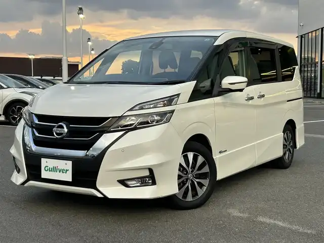 日産 セレナ ハイウェイスター 奈良県 2016(平28)年 4.8万km ブリリアントホワイトパール 純正ナビ/（フルセグ／ＢＴ／ＣＤ／ＤＶＤ）/フリップダウンモニター/クルーズコントロール/アラウンドビューモニター/前後コーナーセンサー/衝突軽減システム/パーキングアシスト/片側パワースライドドア/ＬＥＤヘッドライト/オートライト/純正15インチAW/保証書/取り扱い説明書