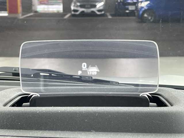 スズキ スペーシア カスタム HYBRID XS 愛知県 2024(令6)年 1.4万km ピュアホワイトP 禁煙車/ワンオーナー/純正９インチナビ/（AM/FM/USB/Bluetooth/フルセグTV）/全方位カメラ/ヘッドアップディスプレイ/スズキセーフティサポート/・衝突軽減ブレーキ/・レーンキープアシスト/・レーダークルーズコントロール/・オートマチックハイビーム/・クリアランスソナー/オットマン/ステアリングヒーター/前席シートヒーター/ベンチシート/両側パワースライドドア/LEDヘッドライト/オートライト/フロントフォグランプ/純正１５インチアルミホイール/純正フロアマット/スマートキー/スペアキー有/プッシュスタート/オートホールド/電子パーキングブレーキ/オートエアコン/横滑り防止装置/ステアリングスイッチ