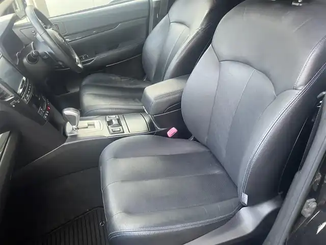 スバル レガシィ ツーリングワゴン 2．0GT DIT アイサイト 愛知県 2013(平25)年 9.5万km クリスタルブラックシリカ アイサイト/衝突回避支援ブレーキサポート/車線逸脱警報機能/ストラーダHDDナビTV/地デジ　フルセグ/DVDビデオ&CD/Bluetoothオーディオ/バックカメラ/レーダークルーズコントロール/黒革シート&シートヒーター/D&N席パワーシート/ステアリングスイッチ/ステアシフト/ＥＴＣ/インテリジェントキー/プッシュスタート/キセノンヘッドライト/オートライト/ホイール付きスタッドレスタイヤ積込み