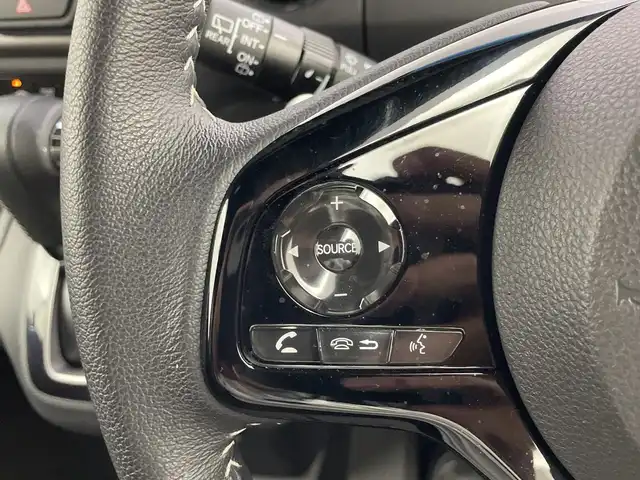 ホンダ Ｎ ＢＯＸ カスタム L ターボ 群馬県 2023(令5)年 0.7万km プラチナホワイトパール 純正ナビ　バックカメラ　アダプティブクルーズコントロール　レーンキープアシスト　衝突被害軽減ブレーキ　シートヒーター　両側電動スライドドア　電動パーキング　ハーフレザーシート　ＬＥＤ　ＥＴＣ　禁煙車