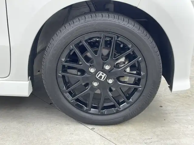 ホンダ Ｎ ＢＯＸ カスタム L ターボ 群馬県 2023(令5)年 0.7万km プラチナホワイトパール 純正ナビ　バックカメラ　アダプティブクルーズコントロール　レーンキープアシスト　衝突被害軽減ブレーキ　シートヒーター　両側電動スライドドア　電動パーキング　ハーフレザーシート　ＬＥＤ　ＥＴＣ　禁煙車