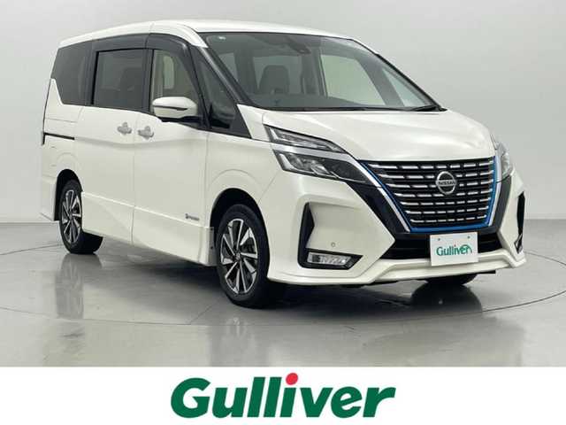 日産 セレナ e－パワー ハイウェイスター V 熊本県 2020(令2)年 5.5万km ブリリアントホワイトパール 禁煙車　/純正ナビ（ＣＤ・ＤＶＤ・ＢＴ・フルセグ・ＳＤ・ＵＳＢ）/全周囲カメラ　/純正前方ドライブレコーダー　/ビルトインＥＴＣ　/両側パワースライドドア　/前後クリアランスソナー　/レーダークルーズコントロール/衝突軽減システム/レーンキープアシスト/横滑り防止/ブラインドスポット/純正フロアマット/純正１６インチAW/オートライト/LEDヘッドライト/フォグライト/スマートキー/プッシュスタート/保証書/取扱説明書