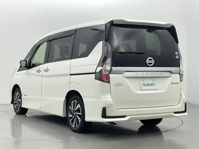 日産 セレナ e－パワー ハイウェイスター V 熊本県 2020(令2)年 5.5万km ブリリアントホワイトパール 禁煙車　/純正ナビ（ＣＤ・ＤＶＤ・ＢＴ・フルセグ・ＳＤ・ＵＳＢ）/全周囲カメラ　/純正前方ドライブレコーダー　/ビルトインＥＴＣ　/両側パワースライドドア　/前後クリアランスソナー　/レーダークルーズコントロール/衝突軽減システム/レーンキープアシスト/横滑り防止/ブラインドスポット/純正フロアマット/純正１６インチAW/オートライト/LEDヘッドライト/フォグライト/スマートキー/プッシュスタート/保証書/取扱説明書