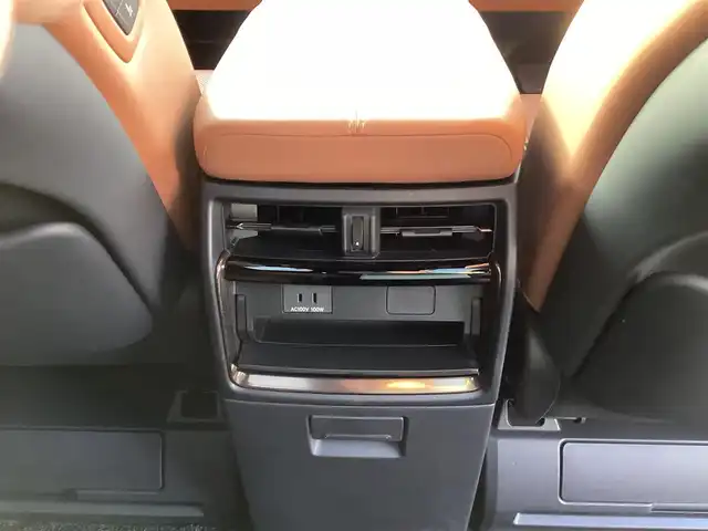 トヨタ ヴェルファイア Z プレミア 福島県 2025(令7)年 0.9万km ブラック  ワンオーナー / 4WD/ トヨタセーフティセンス/ プリクラッシュセーフティ/ レーンディパーチャーアラート/ オートクルーズコントロール/ プロアクティブドライビングアシスト/ フロントクロストラフィックアラート/ ブラインドスポットモニター/ 純正14型HDディスプレイオーディオ/ パノラミックビューモニター/ 13.2型有機EL後席モニター/ 両側パワースライドドア/ デジタルインナーミラー/ 3眼ヘッドライト/ スーパーロングオーバーヘッドコンソール/ 10スピーカー/ エグゼティブパワーシート（セカンドシート）/ パワーバックドア/ 置くだけ充電/ ナノイー/ 前後左右パワーシート/ シートヒーター&ベンチレーション/ カラーヘッドアップディスプレイ/ 電動パーキング（オートホールド）