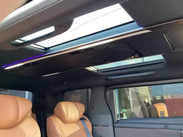 トヨタ ヴェルファイア Z プレミア 福島県 2025(令7)年 0.9万km ブラック  ワンオーナー / 4WD/ トヨタセーフティセンス/ プリクラッシュセーフティ/ レーンディパーチャーアラート/ オートクルーズコントロール/ プロアクティブドライビングアシスト/ フロントクロストラフィックアラート/ ブラインドスポットモニター/ 純正14型HDディスプレイオーディオ/ パノラミックビューモニター/ 13.2型有機EL後席モニター/ 両側パワースライドドア/ デジタルインナーミラー/ 3眼ヘッドライト/ スーパーロングオーバーヘッドコンソール/ 10スピーカー/ エグゼティブパワーシート（セカンドシート）/ パワーバックドア/ 置くだけ充電/ ナノイー/ 前後左右パワーシート/ シートヒーター&ベンチレーション/ カラーヘッドアップディスプレイ/ 電動パーキング（オートホールド）