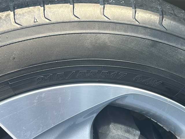 ホンダ ヴェゼル ハイブリッド X Lパッケージ 長野県 2014(平26)年 11.4万km ミスティックグリーンパール (株)IDOMが運営する【じしゃロン長野店】の自社ローン専用車両になりますこちらは現金またはオートローンご利用時の価格です。自社ローンご希望の方は別途その旨お申付け下さい/社外ナビ/バックカメラ/ETC/パドルシフト