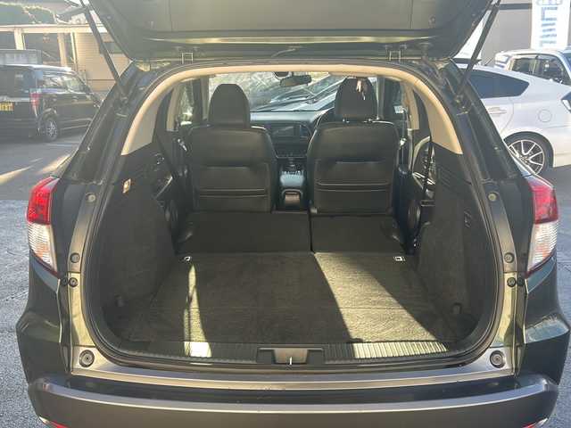 ホンダ ヴェゼル ハイブリッド X Lパッケージ 長野県 2014(平26)年 11.4万km ミスティックグリーンパール (株)IDOMが運営する【じしゃロン長野店】の自社ローン専用車両になりますこちらは現金またはオートローンご利用時の価格です。自社ローンご希望の方は別途その旨お申付け下さい/社外ナビ/バックカメラ/ETC/パドルシフト