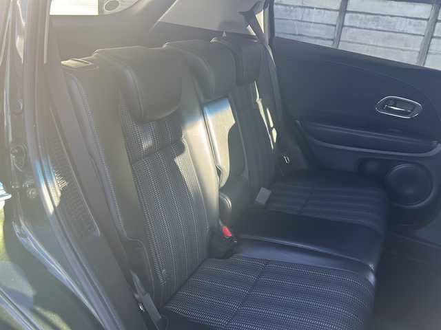 ホンダ ヴェゼル ハイブリッド X Lパッケージ 長野県 2014(平26)年 11.4万km ミスティックグリーンパール (株)IDOMが運営する【じしゃロン長野店】の自社ローン専用車両になりますこちらは現金またはオートローンご利用時の価格です。自社ローンご希望の方は別途その旨お申付け下さい/社外ナビ/バックカメラ/ETC/パドルシフト