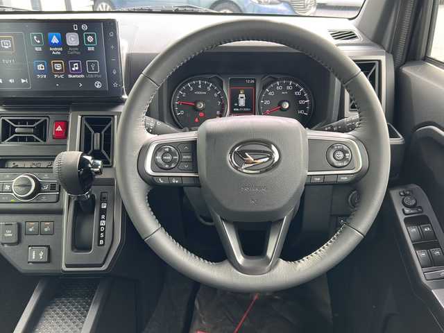 ダイハツ タフト G クロムベンチャー 山形県 2025(令7)年 0.1千km ブラックマイカメタリック ４WD/禁煙車/スマートアシスト/純正ナビ/（AM/FM/フルセグ/BT）/フォグランプ/革巻きハンドル/ステアリングスイッチ/シートヒーター/サンルーフ/前後コーナーセンサー/アダプティブクルーズコントロール/メッキグリル/リアガーニッシュ/リアヒーターダクト/カラードドアミラー/レーンキープアシスト/ルーフレール