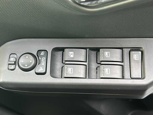 ダイハツ タフト G クロムベンチャー 山形県 2025(令7)年 0.1千km ブラックマイカメタリック ４WD/禁煙車/スマートアシスト/純正ナビ/（AM/FM/フルセグ/BT）/フォグランプ/革巻きハンドル/ステアリングスイッチ/シートヒーター/サンルーフ/前後コーナーセンサー/アダプティブクルーズコントロール/メッキグリル/リアガーニッシュ/リアヒーターダクト/カラードドアミラー/レーンキープアシスト/ルーフレール