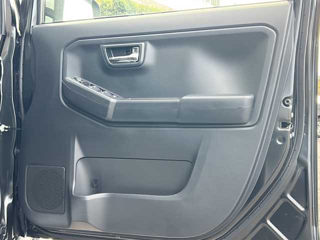 ダイハツ タフト G クロムベンチャー 山形県 2025(令7)年 0.1千km ブラックマイカメタリック ４WD/禁煙車/スマートアシスト/純正ナビ/（AM/FM/フルセグ/BT）/フォグランプ/革巻きハンドル/ステアリングスイッチ/シートヒーター/サンルーフ/前後コーナーセンサー/アダプティブクルーズコントロール/メッキグリル/リアガーニッシュ/リアヒーターダクト/カラードドアミラー/レーンキープアシスト/ルーフレール