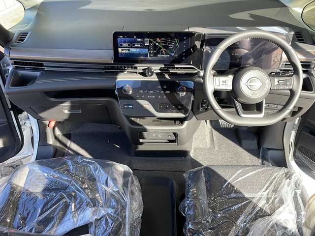 日産 セレナ e－パワー ハイウェイスター V 静岡県 2025(令7)年 0.1千km 白Ⅱ ワンオーナー/デジタルインナーミラー/純正SDナビ（AM、FM、Bluetooth、CD）/両側パワースライドドア/ワイヤレス充電/オートホールド/インテリジェントクルーズコントロール/踏み間違い防止機能/ETC2.0ユニット/プロパイロット緊急停止支援システム/16インチ純正アルミホイール/フォグランプ/全方位車外カメラ