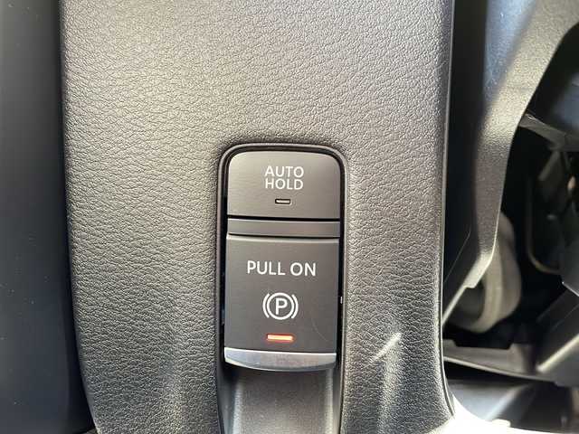 日産 セレナ e－パワー ハイウェイスター V 静岡県 2025(令7)年 0.1千km 白Ⅱ ワンオーナー/デジタルインナーミラー/純正SDナビ（AM、FM、Bluetooth、CD）/両側パワースライドドア/ワイヤレス充電/オートホールド/インテリジェントクルーズコントロール/踏み間違い防止機能/ETC2.0ユニット/プロパイロット緊急停止支援システム/16インチ純正アルミホイール/フォグランプ/全方位車外カメラ