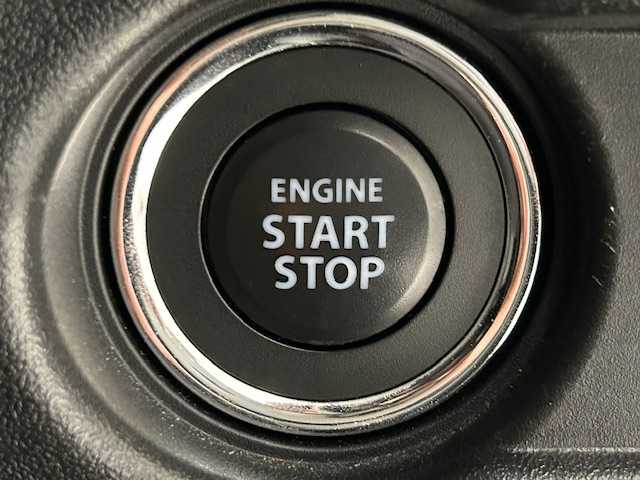 スズキ ジムニー XC 宮城県 2022(令4)年 4.5万km ジャングルグリーン スズキセーフティサポート/・デュアルセンサーブレーキサポート/・誤発進抑制機能/・車線逸脱警報/・ふらつき警報機能/・標識認識機能/・ハイビームアシスト/・先行車発進お知らせ機能/社外ナビ/・CD/DVD/Bluetooth/USB/ipod/・バックカメラ/・前後ドライブレコーダー/・純正ビルドインETC/クルーズコントロール/革巻きステアリング/・ステアリングスイッチ/シートヒーター（運転席・助手席）/純正LEDヘッドライト/・フォグランプ/・オートライト/純正フロアマット/純正アルミホイール