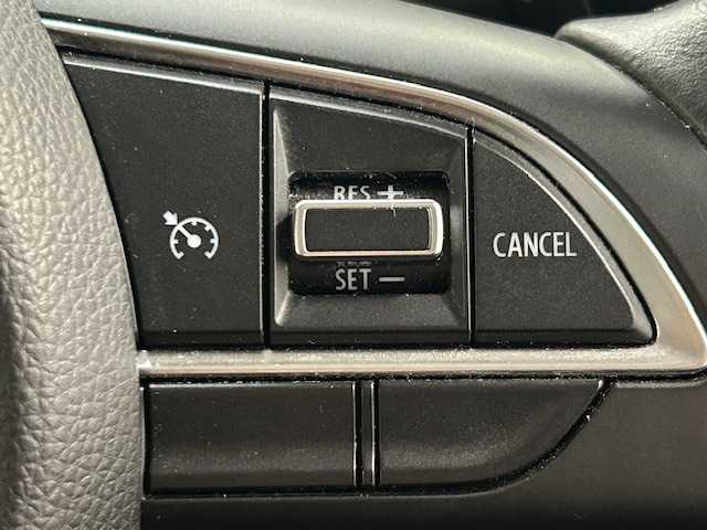 スズキ ジムニー XC 宮城県 2022(令4)年 4.5万km ジャングルグリーン スズキセーフティサポート/・デュアルセンサーブレーキサポート/・誤発進抑制機能/・車線逸脱警報/・ふらつき警報機能/・標識認識機能/・ハイビームアシスト/・先行車発進お知らせ機能/社外ナビ/・CD/DVD/Bluetooth/USB/ipod/・バックカメラ/・前後ドライブレコーダー/・純正ビルドインETC/クルーズコントロール/革巻きステアリング/・ステアリングスイッチ/シートヒーター（運転席・助手席）/純正LEDヘッドライト/・フォグランプ/・オートライト/純正フロアマット/純正アルミホイール