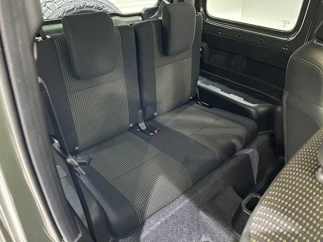 スズキ ジムニー XC 宮城県 2022(令4)年 4.5万km ジャングルグリーン スズキセーフティサポート/・デュアルセンサーブレーキサポート/・誤発進抑制機能/・車線逸脱警報/・ふらつき警報機能/・標識認識機能/・ハイビームアシスト/・先行車発進お知らせ機能/社外ナビ/・CD/DVD/Bluetooth/USB/ipod/・バックカメラ/・前後ドライブレコーダー/・純正ビルドインETC/クルーズコントロール/革巻きステアリング/・ステアリングスイッチ/シートヒーター（運転席・助手席）/純正LEDヘッドライト/・フォグランプ/・オートライト/純正フロアマット/純正アルミホイール