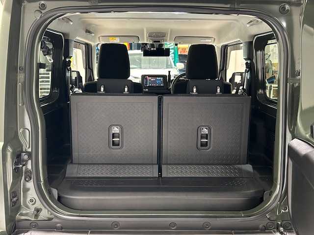 スズキ ジムニー XC 宮城県 2022(令4)年 4.5万km ジャングルグリーン スズキセーフティサポート/・デュアルセンサーブレーキサポート/・誤発進抑制機能/・車線逸脱警報/・ふらつき警報機能/・標識認識機能/・ハイビームアシスト/・先行車発進お知らせ機能/社外ナビ/・CD/DVD/Bluetooth/USB/ipod/・バックカメラ/・前後ドライブレコーダー/・純正ビルドインETC/クルーズコントロール/革巻きステアリング/・ステアリングスイッチ/シートヒーター（運転席・助手席）/純正LEDヘッドライト/・フォグランプ/・オートライト/純正フロアマット/純正アルミホイール