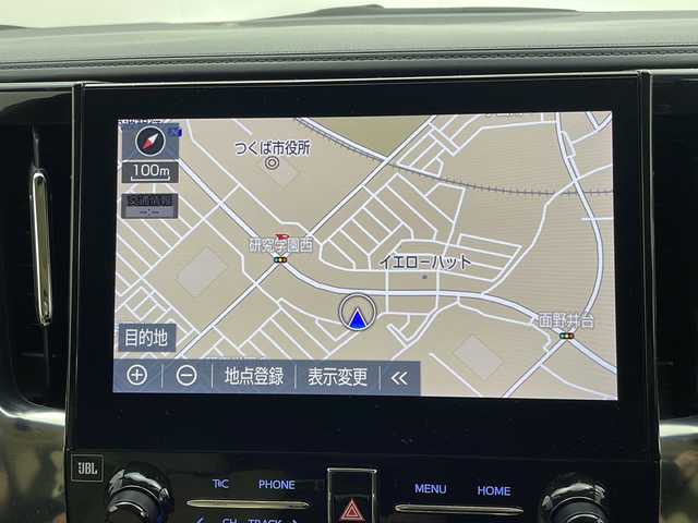 トヨタ アルファードハイブリット エグゼクティブ ラウンジ S 茨城県 2022(令4)年 5.1万km ホワイトパールクリスタルシャイン 純正メモリナビ/・アラウンドビュー/・FM/AM/DISC/フルセグTV/SD/Bluetooth/・JBLサウンド/BSM/デジタルインナーミラー/前後コーナーセンサー/純正ビルドインETC/追従型クルーズコントロール/両側パワースライド/パワーシート（1列目＆2列目シート）/・メモリーシート/シートヒーター（D+N席）/シートベンチレーション（D+N席）/ステアリングヒーター/純正アルミホイール/純正フロアマット/４WD/１００V充電/電動リアゲート/スマートキー/LEDヘッドライト/衝突被害軽減ブレーキ/レーンキープアシスト/W+サイドエアバッグ/カーテンエアバッグ/オートライト/オートマチックハイビーム