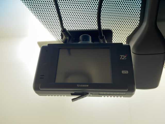 トヨタ アルファードハイブリット エグゼクティブ ラウンジ S 茨城県 2022(令4)年 5.1万km ホワイトパールクリスタルシャイン 純正メモリナビ/・アラウンドビュー/・FM/AM/DISC/フルセグTV/SD/Bluetooth/・JBLサウンド/BSM/デジタルインナーミラー/前後コーナーセンサー/純正ビルドインETC/追従型クルーズコントロール/両側パワースライド/パワーシート（1列目＆2列目シート）/・メモリーシート/シートヒーター（D+N席）/シートベンチレーション（D+N席）/ステアリングヒーター/純正アルミホイール/純正フロアマット/４WD/１００V充電/電動リアゲート/スマートキー/LEDヘッドライト/衝突被害軽減ブレーキ/レーンキープアシスト/W+サイドエアバッグ/カーテンエアバッグ/オートライト/オートマチックハイビーム