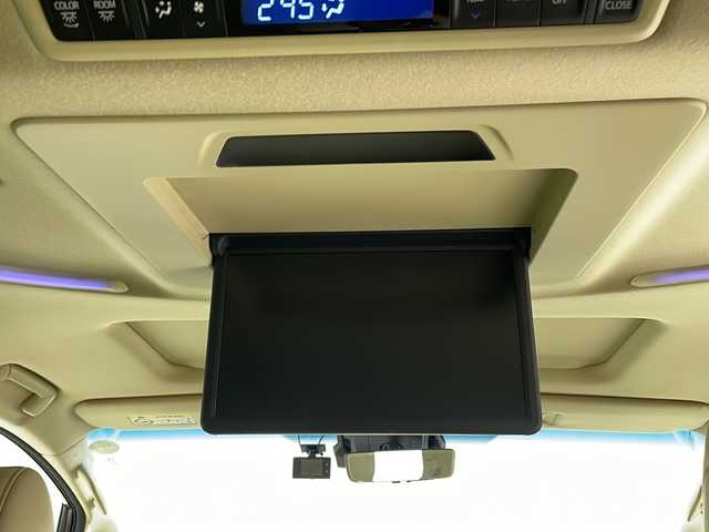 トヨタ アルファードハイブリット エグゼクティブ ラウンジ S 茨城県 2022(令4)年 5.1万km ホワイトパールクリスタルシャイン 純正メモリナビ/・アラウンドビュー/・FM/AM/DISC/フルセグTV/SD/Bluetooth/・JBLサウンド/BSM/デジタルインナーミラー/前後コーナーセンサー/純正ビルドインETC/追従型クルーズコントロール/両側パワースライド/パワーシート（1列目＆2列目シート）/・メモリーシート/シートヒーター（D+N席）/シートベンチレーション（D+N席）/ステアリングヒーター/純正アルミホイール/純正フロアマット/４WD/１００V充電/電動リアゲート/スマートキー/LEDヘッドライト/衝突被害軽減ブレーキ/レーンキープアシスト/W+サイドエアバッグ/カーテンエアバッグ/オートライト/オートマチックハイビーム