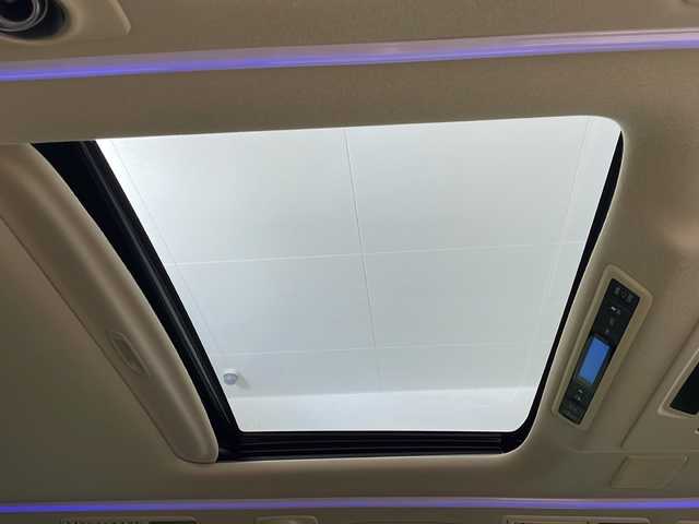 トヨタ アルファードハイブリット エグゼクティブ ラウンジ S 茨城県 2022(令4)年 5.1万km ホワイトパールクリスタルシャイン 純正メモリナビ/・アラウンドビュー/・FM/AM/DISC/フルセグTV/SD/Bluetooth/・JBLサウンド/BSM/デジタルインナーミラー/前後コーナーセンサー/純正ビルドインETC/追従型クルーズコントロール/両側パワースライド/パワーシート（1列目＆2列目シート）/・メモリーシート/シートヒーター（D+N席）/シートベンチレーション（D+N席）/ステアリングヒーター/純正アルミホイール/純正フロアマット/４WD/１００V充電/電動リアゲート/スマートキー/LEDヘッドライト/衝突被害軽減ブレーキ/レーンキープアシスト/W+サイドエアバッグ/カーテンエアバッグ/オートライト/オートマチックハイビーム