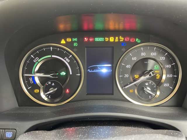 トヨタ アルファードハイブリット エグゼクティブ ラウンジ S 茨城県 2022(令4)年 5.1万km ホワイトパールクリスタルシャイン 純正メモリナビ/・アラウンドビュー/・FM/AM/DISC/フルセグTV/SD/Bluetooth/・JBLサウンド/BSM/デジタルインナーミラー/前後コーナーセンサー/純正ビルドインETC/追従型クルーズコントロール/両側パワースライド/パワーシート（1列目＆2列目シート）/・メモリーシート/シートヒーター（D+N席）/シートベンチレーション（D+N席）/ステアリングヒーター/純正アルミホイール/純正フロアマット/４WD/１００V充電/電動リアゲート/スマートキー/LEDヘッドライト/衝突被害軽減ブレーキ/レーンキープアシスト/W+サイドエアバッグ/カーテンエアバッグ/オートライト/オートマチックハイビーム