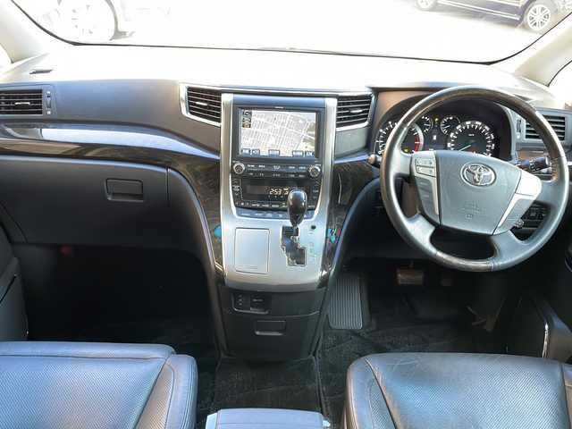 トヨタ アルファード 350S Cパッケージ 高知県 2012(平24)年 9.2万km ホワイトパールクリスタルシャイン サンルーフ/純正ナビ/・フルセグTV/・Bluetooth/・CD/純正フリップダウンモニター/両側電動スライド/バックモニター/パワーバックドア/クルーズコントロール/プッシュスタート/コーナーセンサー/オートライト/黒レザー/・パワーシート/・シートヒーター