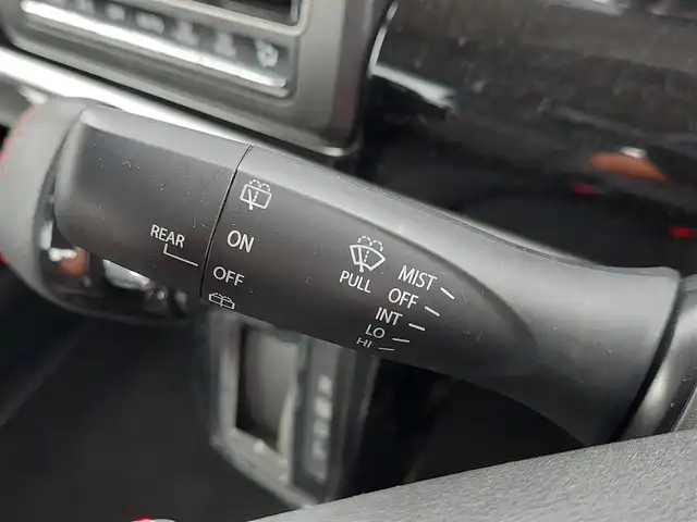 スズキ スペーシア カスタム HYBRID XS 東京都 2020(令2)年 4.6万km ピュアホワイトパール/ブラック2トーン 純正ナビ/フルセグ/全方位カメラ/ヘッドアップディスプレイ/両側パワースライドドア/ドライブレコーダー/シートヒーター/衝突軽減システム/レーンキープアシスト/コーナーセンサー/スマートキー/LEDヘッドライト