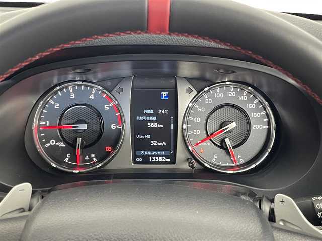 トヨタ ハイラックス Z GRスポーツ 埼玉県 2024(令6)年 1.4万km アティチュードブラックマイカ 純正ディスプレイオーディオ　パノラミックビューモニター　トヨタセーフティセンス　レーダークルーズコントロール　ラバーマット　純正アルミホイール　ＥＴＣ　ハーフレザー　オートライト　ＬＥＤライト　ターボ