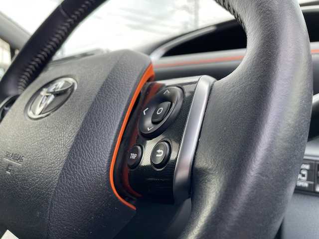 トヨタ シエンタ G 静岡県 2016(平28)年 7万km ブラックマイカ ●純正ナビ/(ワンセグ/CD/DVD/Bluetooth)/(NSCD-W66)/●前席シートヒーター/●バックカメラ/●オートライト/●革巻きステアリング/●ステアリングスイッチ/●ETC/●電動格納ウィンカーミラー/●ドアバイザー/●スマートキー/●プッシュスタート/●ダブルSRS＋ABS/●車両取扱説明書/●ナビ取扱説明書