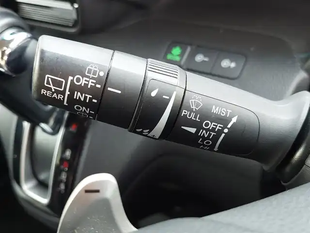 ホンダ Ｎ ＢＯＸ カスタム G L ターボ ホンダセンシング 東京都 2018(平30)年 4.6万km プレミアムホワイトパールⅡ Honda SENSING/・衝突軽減ブレーキ/・誤発進抑制機能/・路外逸脱抑制機能/・アダプティブクルーズコントロール/・車線維持支援システム/・先行車発進お知らせ機能/・コーナーセンサー/プッシュスタート/パドルシフト/純正ナビ/フルセグTV/バックカメラ/ETC/ドライブレコーダー/両側パワースライドドア/ハーフレザーシート/後席ロールサンシェード/LEDヘッドライト/オートライト/ドアバイザー/15インチ純正アルミホイール