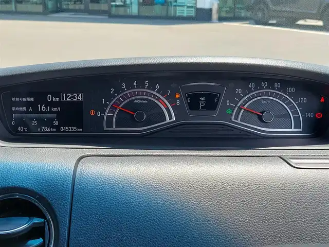 ホンダ Ｎ ＢＯＸ カスタム G L ターボ ホンダセンシング 東京都 2018(平30)年 4.6万km プレミアムホワイトパールⅡ Honda SENSING/・衝突軽減ブレーキ/・誤発進抑制機能/・路外逸脱抑制機能/・アダプティブクルーズコントロール/・車線維持支援システム/・先行車発進お知らせ機能/・コーナーセンサー/プッシュスタート/パドルシフト/純正ナビ/フルセグTV/バックカメラ/ETC/ドライブレコーダー/両側パワースライドドア/ハーフレザーシート/後席ロールサンシェード/LEDヘッドライト/オートライト/ドアバイザー/15インチ純正アルミホイール