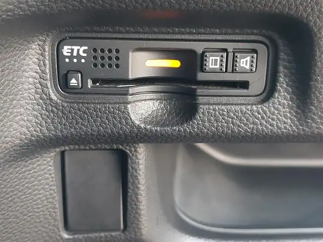 ホンダ Ｎ ＢＯＸ カスタム G L ターボ ホンダセンシング 東京都 2018(平30)年 4.6万km プレミアムホワイトパールⅡ Honda SENSING/・衝突軽減ブレーキ/・誤発進抑制機能/・路外逸脱抑制機能/・アダプティブクルーズコントロール/・車線維持支援システム/・先行車発進お知らせ機能/・コーナーセンサー/プッシュスタート/パドルシフト/純正ナビ/フルセグTV/バックカメラ/ETC/ドライブレコーダー/両側パワースライドドア/ハーフレザーシート/後席ロールサンシェード/LEDヘッドライト/オートライト/ドアバイザー/15インチ純正アルミホイール