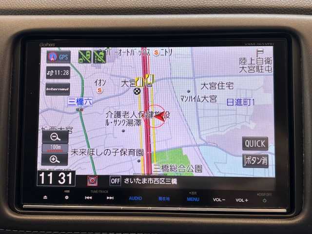 ホンダ ヴェゼル ハイブリッド Z ホンダセンシング 埼玉県 2016(平28)年 5.2万km ホワイトオーキッドパール ホンダセンシング/純正8インチメモリーナビ/ CD/DVD/BT/フルセグ/AppleCarPlay/USB/バックカメラ/ハーフレザーシート/シートヒーター/ルーフレール/LEDヘッドライト/純正17インチアルミホイール/パドルシフト/レーダークルーズコントロール/レーンキープアシスト/ETC/スマートキー×2/禁煙車