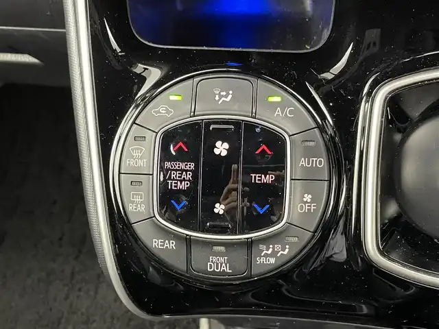 トヨタ ヴォクシー ハイブリッド ZS 煌Ⅲ 千葉県 2021(令3)年 5.9万km ホワイトパールクリスタルシャイン セーフティセンス/（衝突回避支援パッケージ）/・プリクラッシュセーフティシステム/・レーンディパーチャーアラート/・オートマチックハイビーム/・先行車発進告知機能/純正10インチメモリーナビ/・フルセグTV/・Bluetoothオーディオ接続/・CD/DVD再生機能/・バックカメラ/両側パワースライドドア/LEDヘッドライト/ビルトインETC2.0/前後コーナーセンサー/ハーフレザーシート/シートヒーター/スマートキー/クルーズコントロール