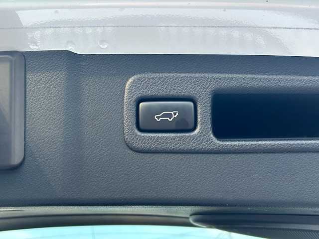 レクサス ＮＸ 300h バージョンL 茨城県 2014(平26)年 7.3万km ソニッククォーツ サンルーフ/ブラインドスポットモニター/純正SDナビ/Bluetooth/CD/DVD/バックカメラ/全周囲カメラ/パワーバックドア/レーダークルーズコントロール/LEDオートライト/オートマチックハイビーム/フルレザーシート/シートヒーター/エアシート/ステアリングヒーター/パワーシート/シートメモリー/パドルシフト/クリアランスソナー/ビルドインETC/プッシュスタート/禁煙車