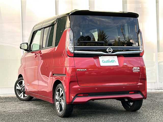 日産 ルークス HWS Gターボ プロパイロットED 福岡県 2022(令4)年 2.2万km スパークリングレッド/ブラック プロパイロット/純正9インチナビ/（BLUETOOTH/フルセグ/AM/FM/AUX/DISC)/アラウンドビューモニター/バックカメラ/フロントカメラ/サイドカメラ/両側パワースライドドア/レーダークルーズコントロール/LEDヘッドライト/オートライト/純正15インチAW/横滑り防止装置/レーンキープアシスト/盗難防止装置/衝突軽減システム/コーナーセンサー/スマートキー/ETC/取扱説明書