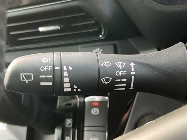 日産 ルークス HWS Gターボ プロパイロットED 福岡県 2022(令4)年 2.2万km スパークリングレッド/ブラック プロパイロット/純正9インチナビ/（BLUETOOTH/フルセグ/AM/FM/AUX/DISC)/アラウンドビューモニター/バックカメラ/フロントカメラ/サイドカメラ/両側パワースライドドア/レーダークルーズコントロール/LEDヘッドライト/オートライト/純正15インチAW/横滑り防止装置/レーンキープアシスト/盗難防止装置/衝突軽減システム/コーナーセンサー/スマートキー/ETC/取扱説明書