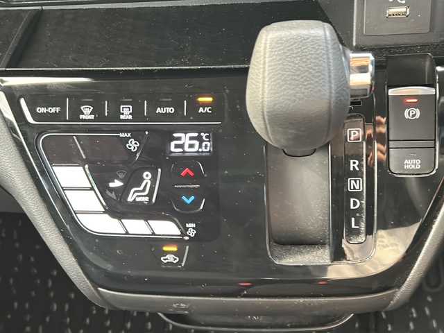 日産 ルークス HWS Gターボ プロパイロットED 福岡県 2022(令4)年 2.2万km スパークリングレッド/ブラック プロパイロット/純正9インチナビ/（BLUETOOTH/フルセグ/AM/FM/AUX/DISC)/アラウンドビューモニター/バックカメラ/フロントカメラ/サイドカメラ/両側パワースライドドア/レーダークルーズコントロール/LEDヘッドライト/オートライト/純正15インチAW/横滑り防止装置/レーンキープアシスト/盗難防止装置/衝突軽減システム/コーナーセンサー/スマートキー/ETC/取扱説明書
