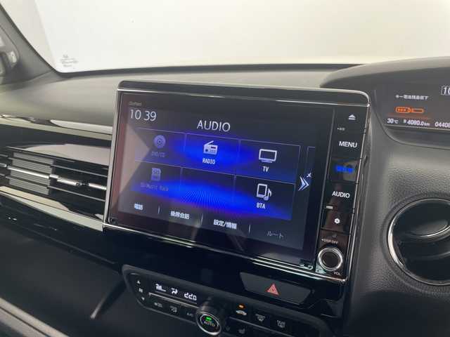 ホンダ Ｎ ＢＯＸ カスタム L ターボ 愛知県 2021(令3)年 4.5万km プラチナホワイトパール 純正8型ナビ/バックカメラ/両側パワースライドドア/LEDヘッドライト/衝突軽減システム/クルーズコントロール/ETC/シートヒーター/CD DVD/Bluetooth/コーナーセンサー/純正アルミホイール/ドライブレコーダー/ステアリングスイッチ/スマートキー/プッシュスタート