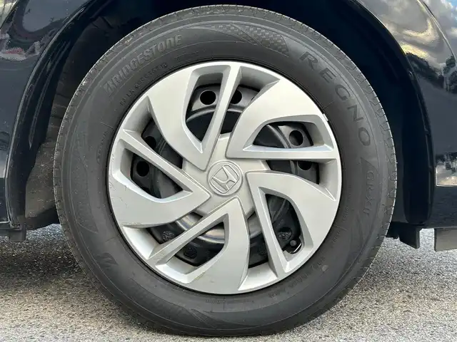 ホンダ フリード G ホンダセンシング 滋賀県 2016(平28)年 5.3万km クリスタルブラックパール 純正メーカーナビ【VXM-174VFi】/両側パワースライドドア/ビルトインETC/ドライブレコーダー/衝突軽減ブレーキ/横滑り防止装置/レーダクルーズコントロール/レーンキープアシスト/アイドリングストップ/バックカメラ/ステアリングスイッチ/ハンズフリー/ヘッドライトレベリング/電動格納ミラー/ECON/プッシュスタート/スマートキー/純正フロアマット/オートエアコン/LEDヘッドライト/ドアバイザー